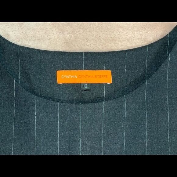 EUC Cynthia Cynthia Steffe Pinstripe Kangaroo Pocket Dress - Picture 5 of 10